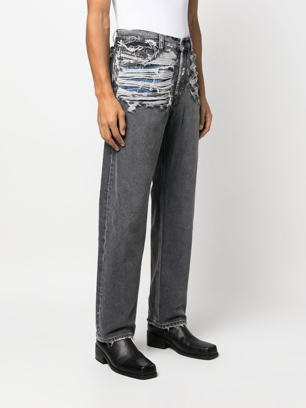2010 007J4 STRAIGHT-LEG JEANS - 3