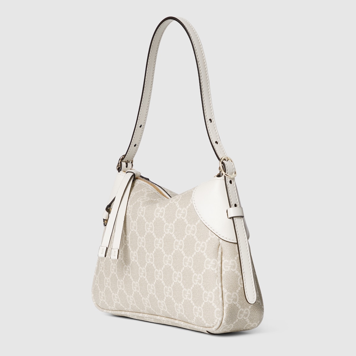 GG Emblem small shoulder bag 2