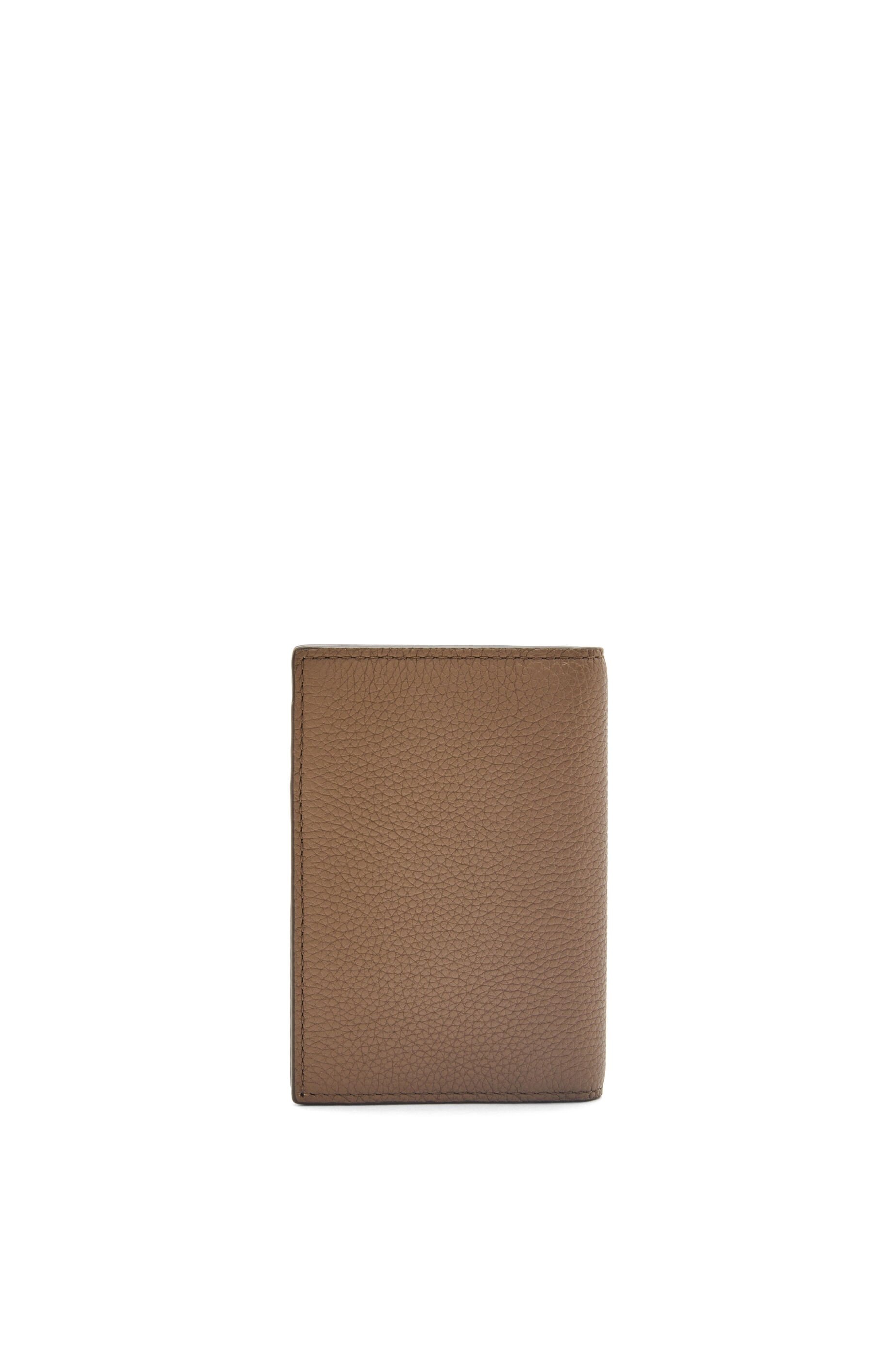 Bifold cardholder in soft grained calfskin - 4