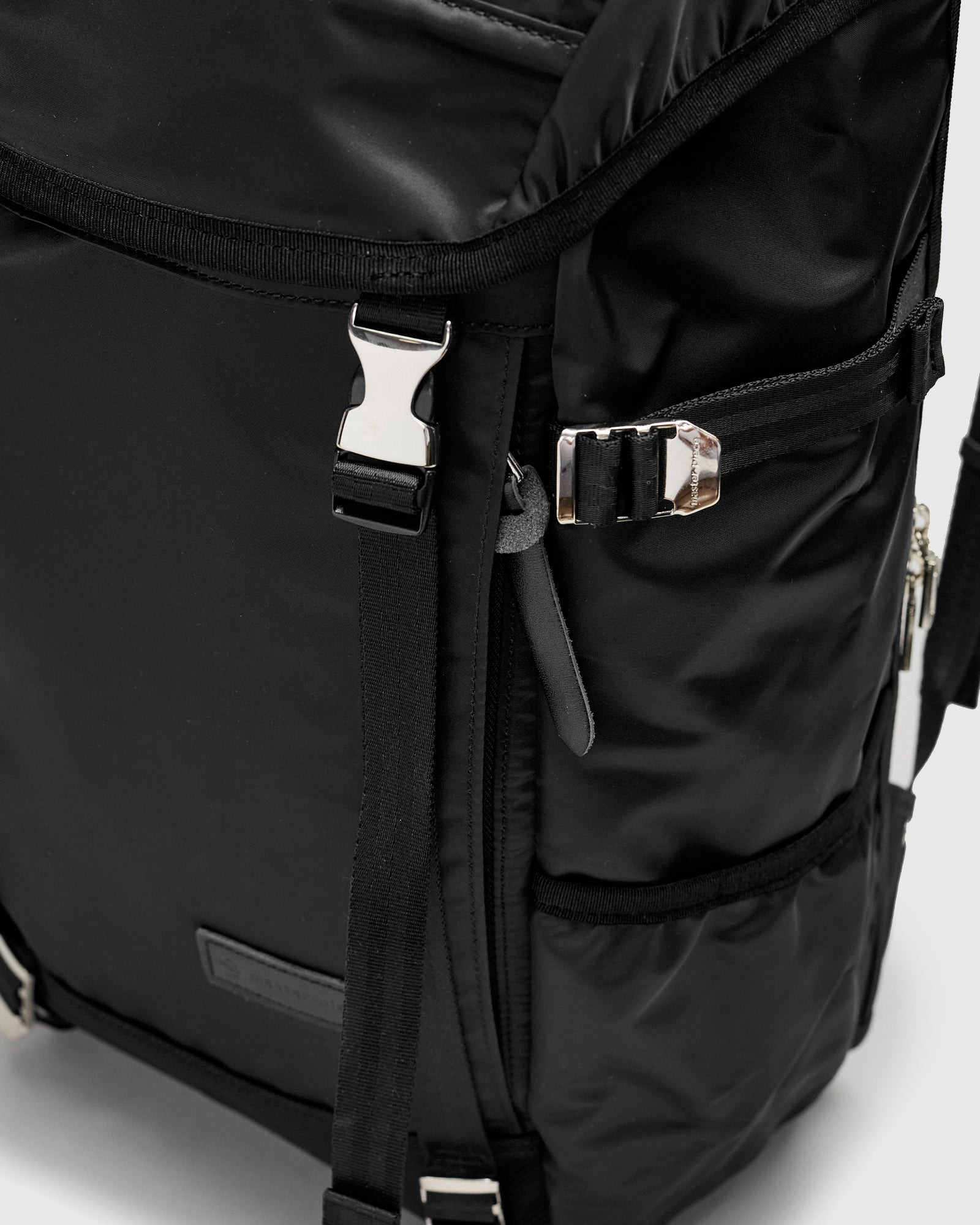 Lightning V2 Backpack in Black - 9