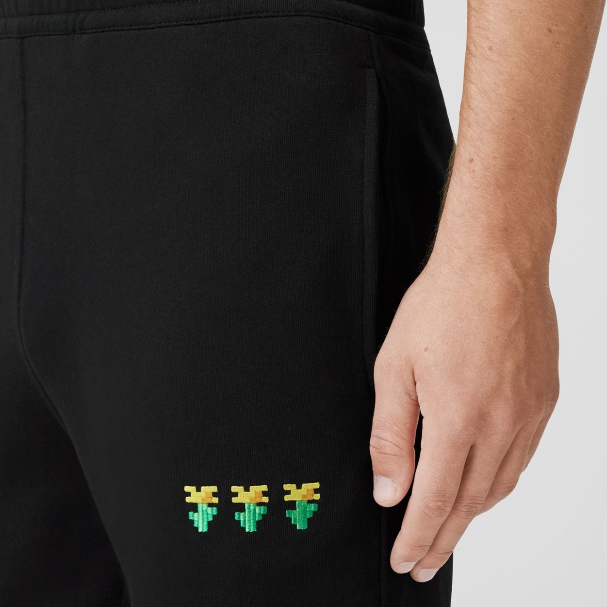 Embroidered Floral Cotton Jogging Pants - 3