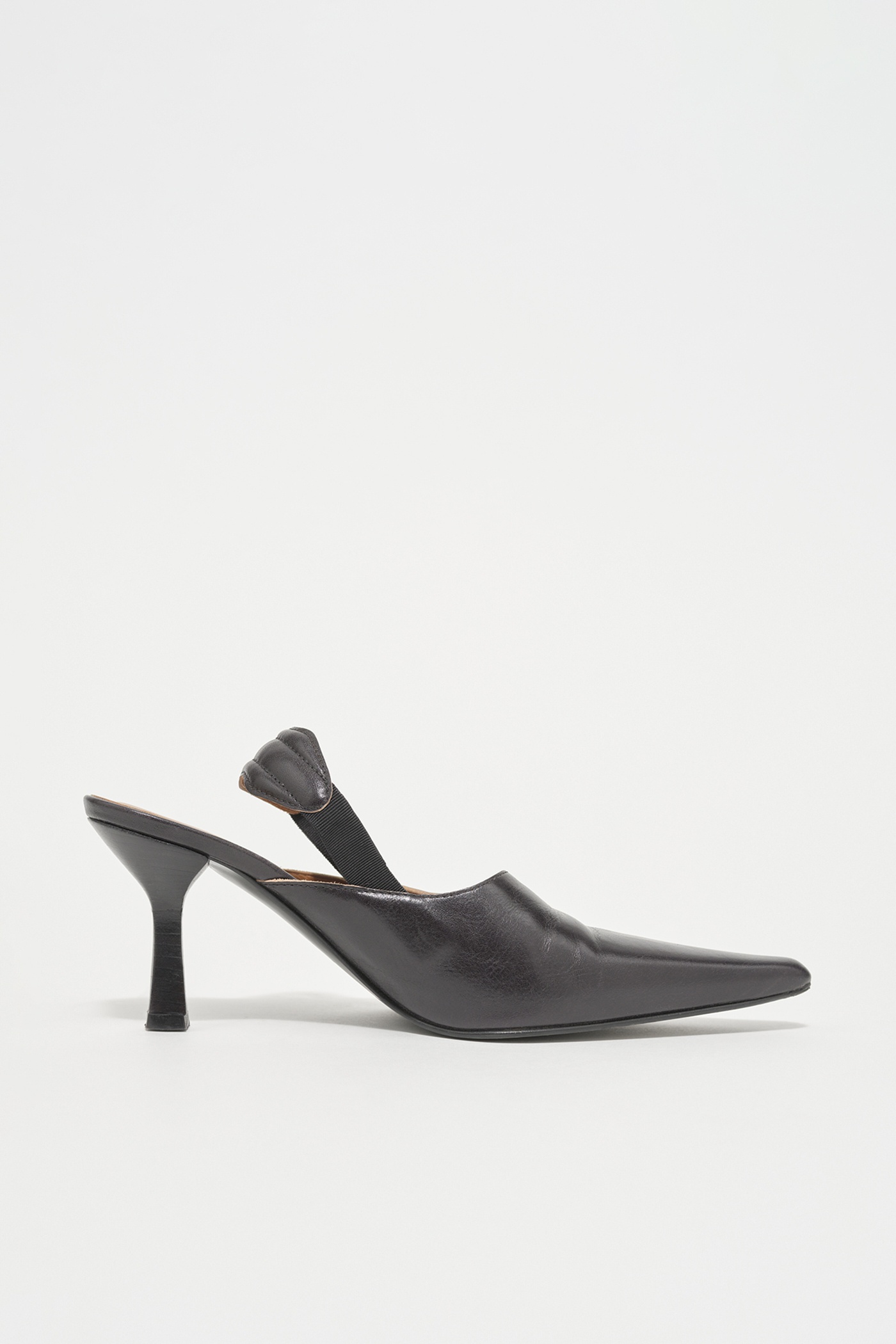 Envelope Heel Top Dyed Black Leather - 3