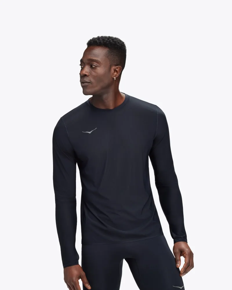 Men's Airolite Run Long Sleeve Shirt in Black - 1