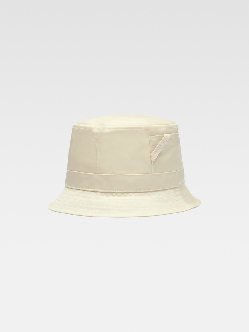 JACQUEMUS Le bob Ovalie outlook