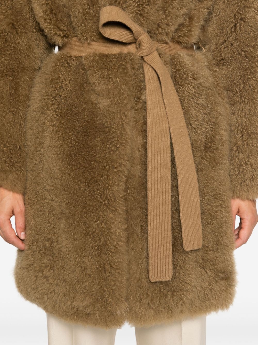 collarless fur coat - 5