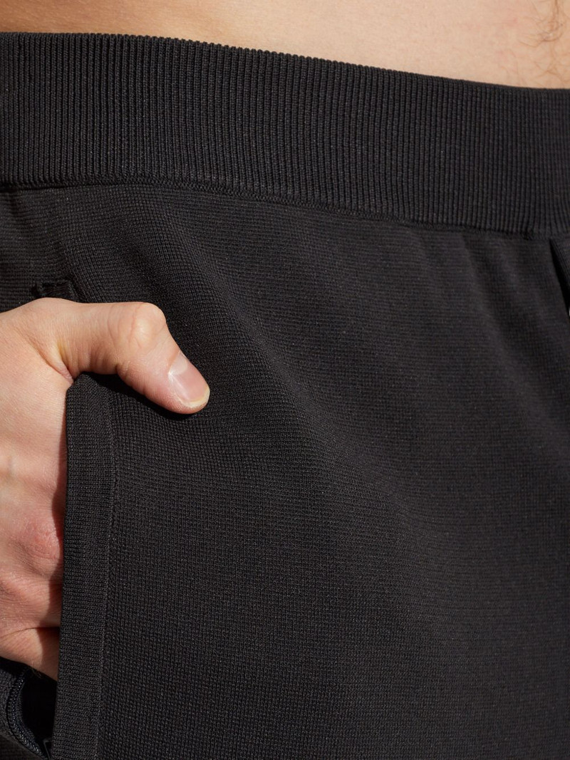 loose fit trousers 5