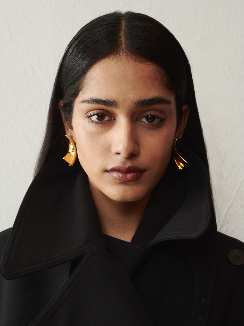 The J earrings 3