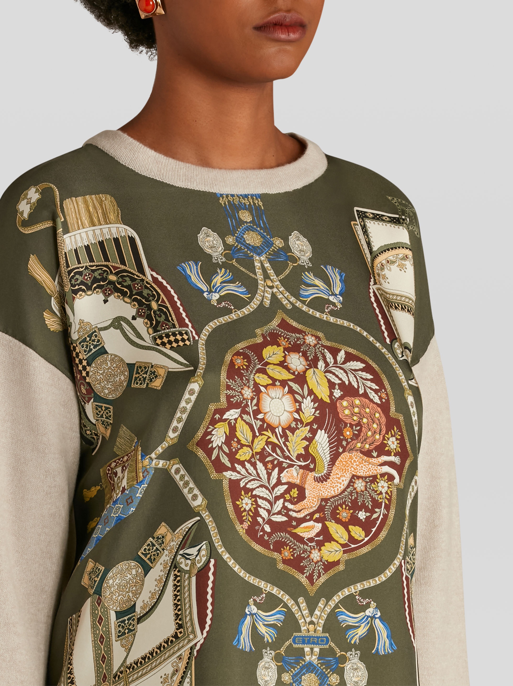 JUMPER WITH SCARF SILK INSERTS - 2