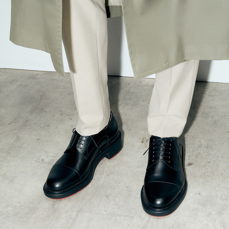 Christian Louboutin Urbino outlook