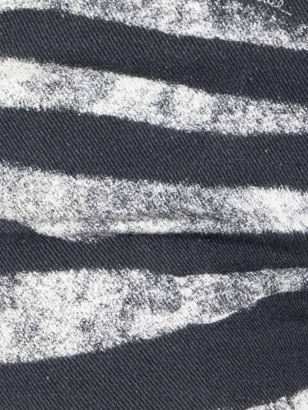 zebra-print flared jeans - 7