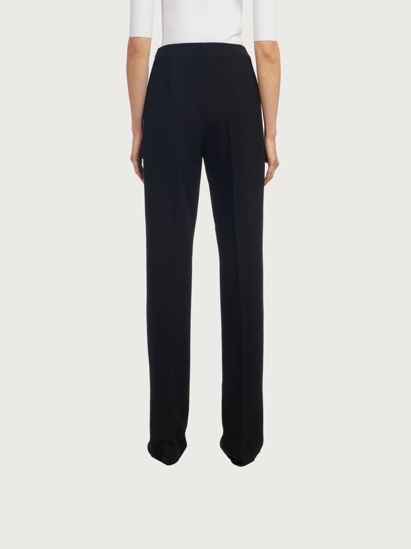 Straight cut pleated trouser 3