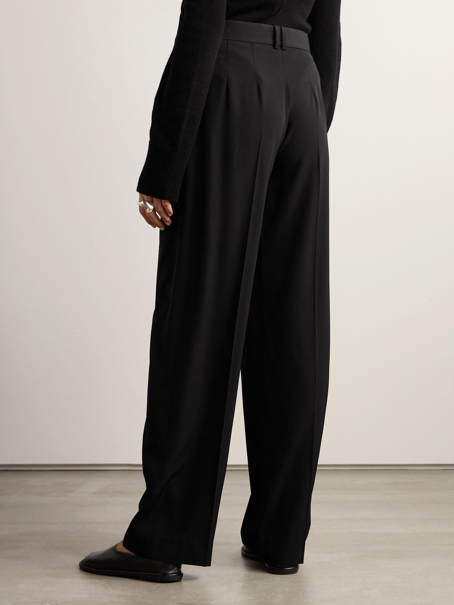 Essentials Igor crepe straight-leg pants Black - 4