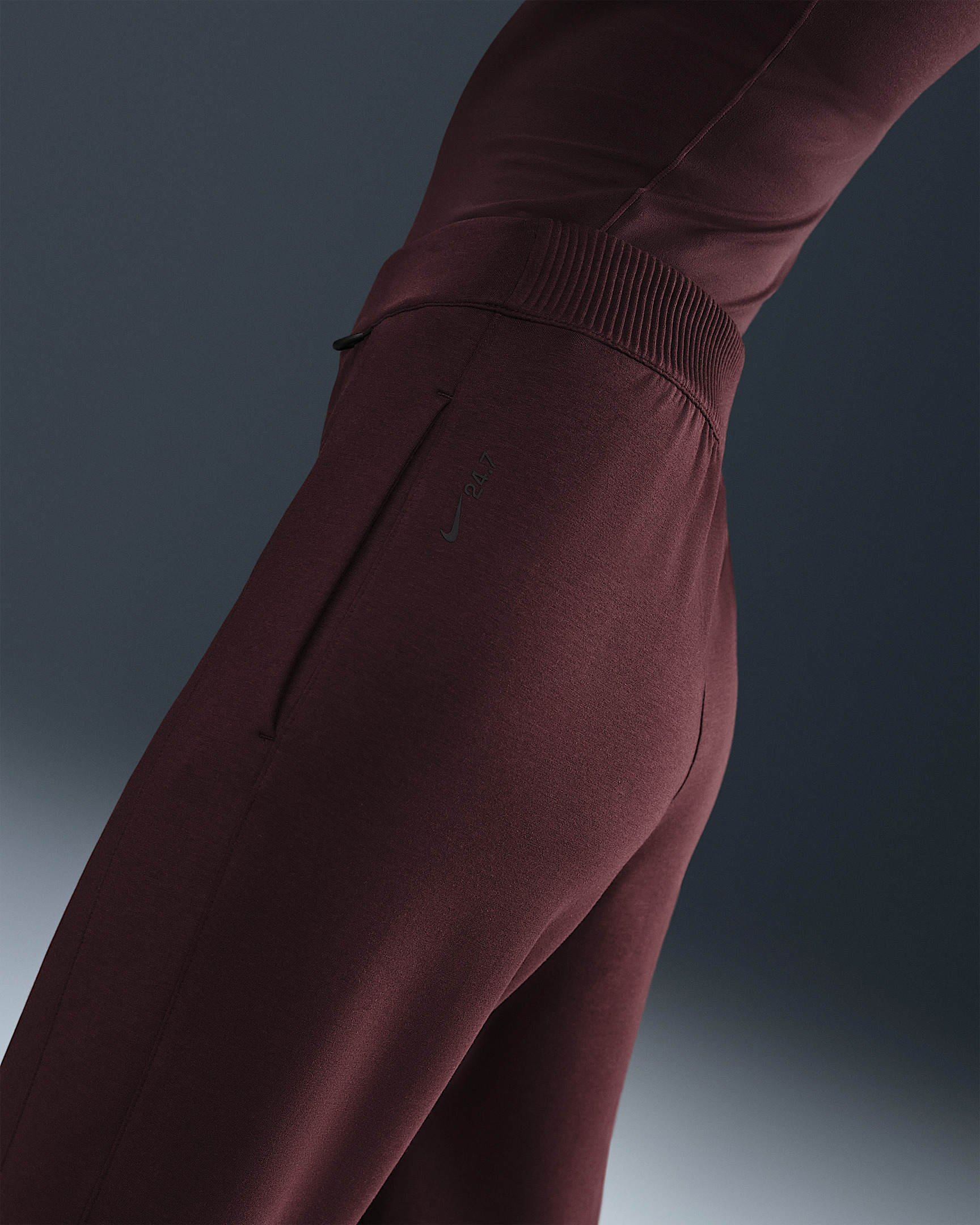 Nike 24.7 ImpossiblySoft Women's Dri-FIT Mid-Rise Joggers - 3