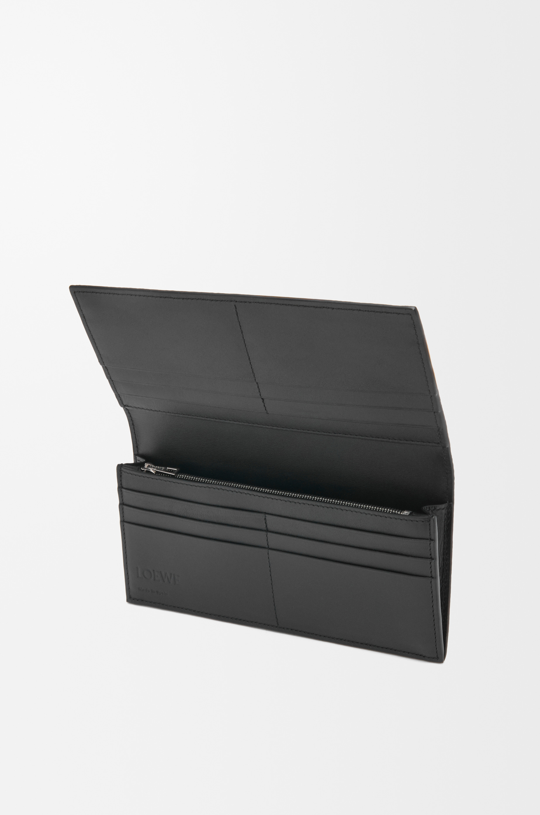 Long horizontal wallet in soft grained calfskin - 3