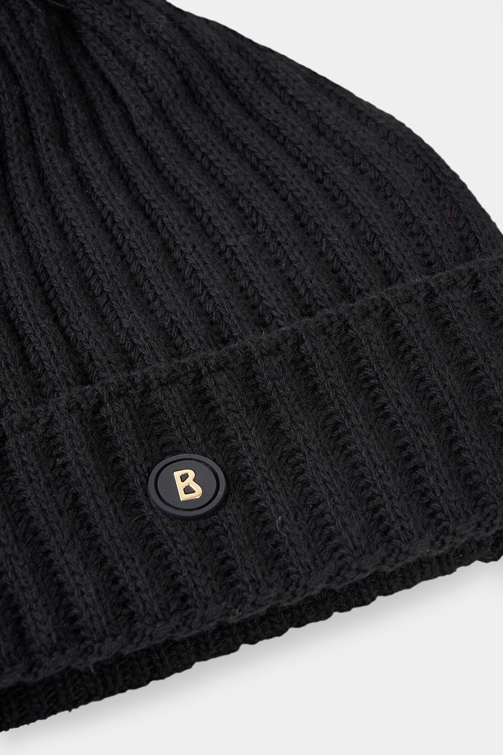 Ranya Hat in Black - 3