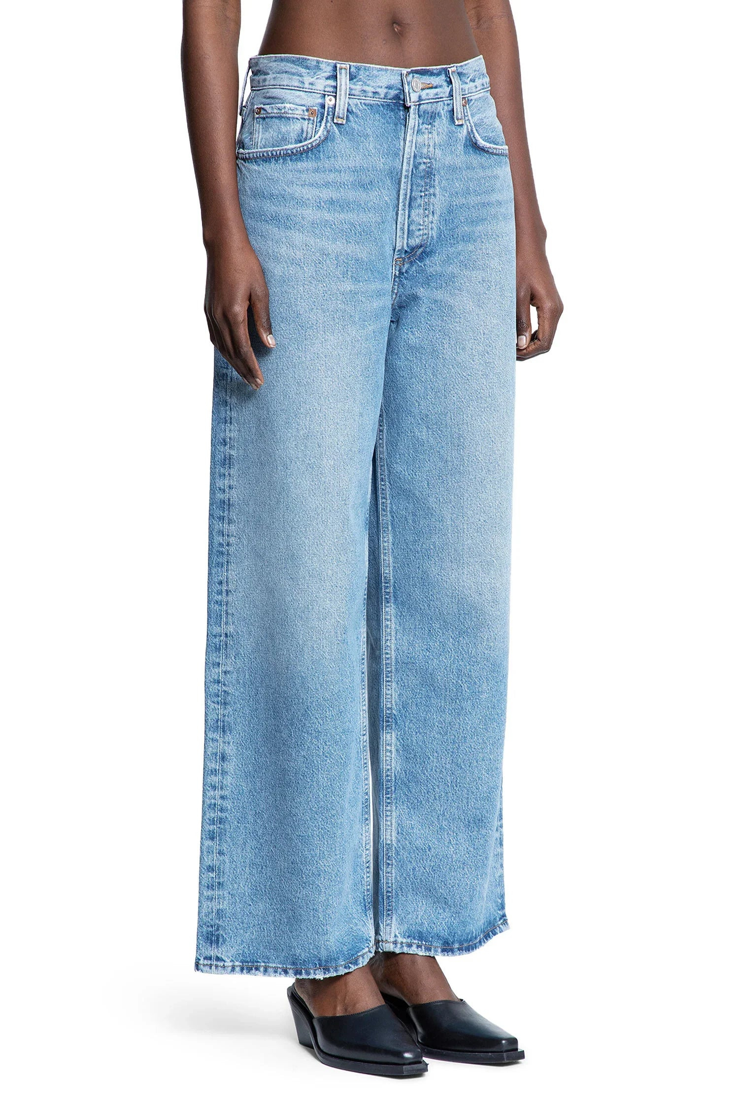 Low-Slung-Baggy-Jeans - 2