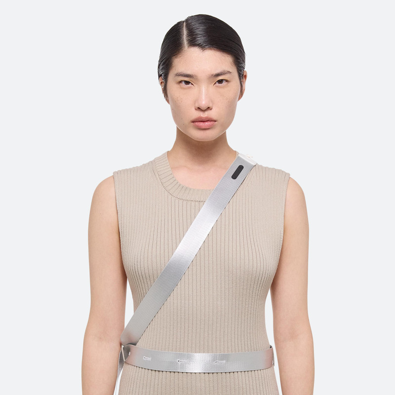 SEATBELT TANK 11