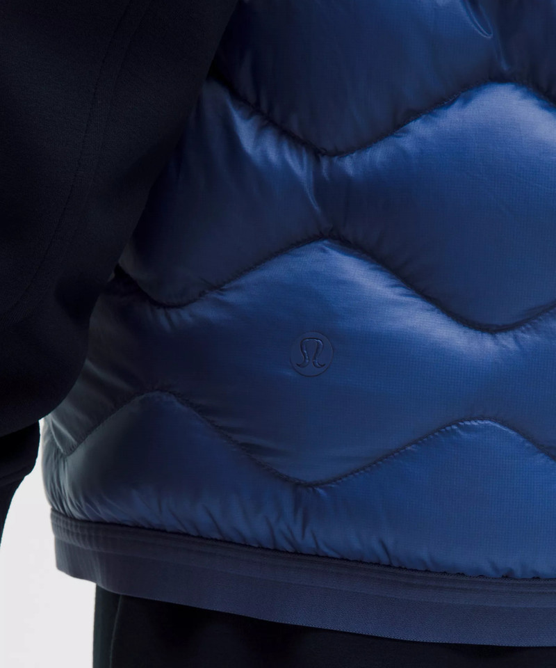 Men's Featherweight 900-Down-Fill Quilted Vest 6