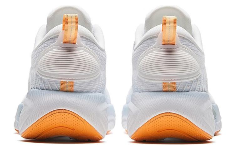 (WMNS) ANTA Running Series Sneakers 'White Blue Orange' 122335556-4 - 4