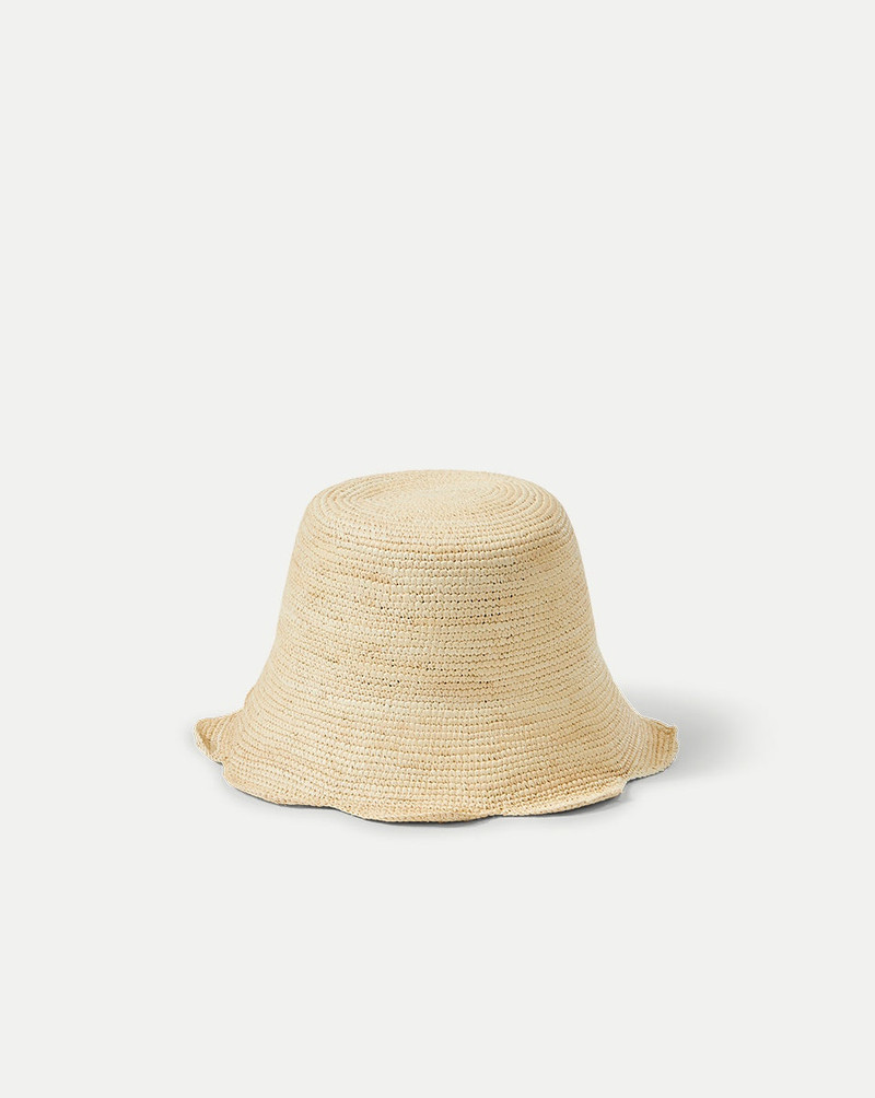 PACKABLE SCALLOP BUCKET HAT 1