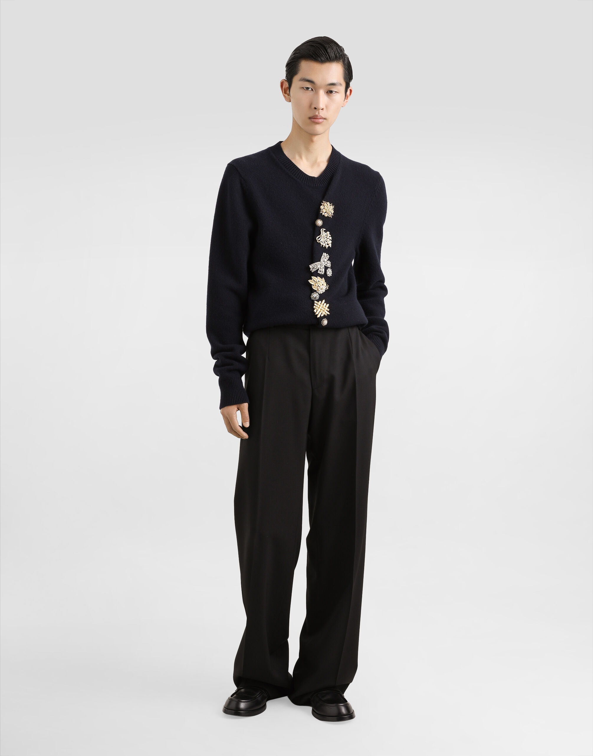 Wool round-neck sweater with bejeweled buttons - 2