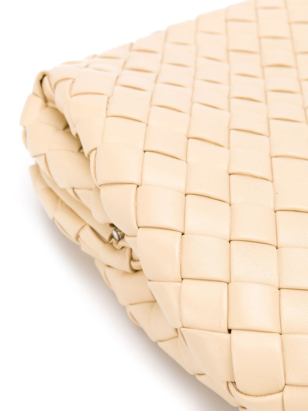 Intrecciato padded clutch bag - 4