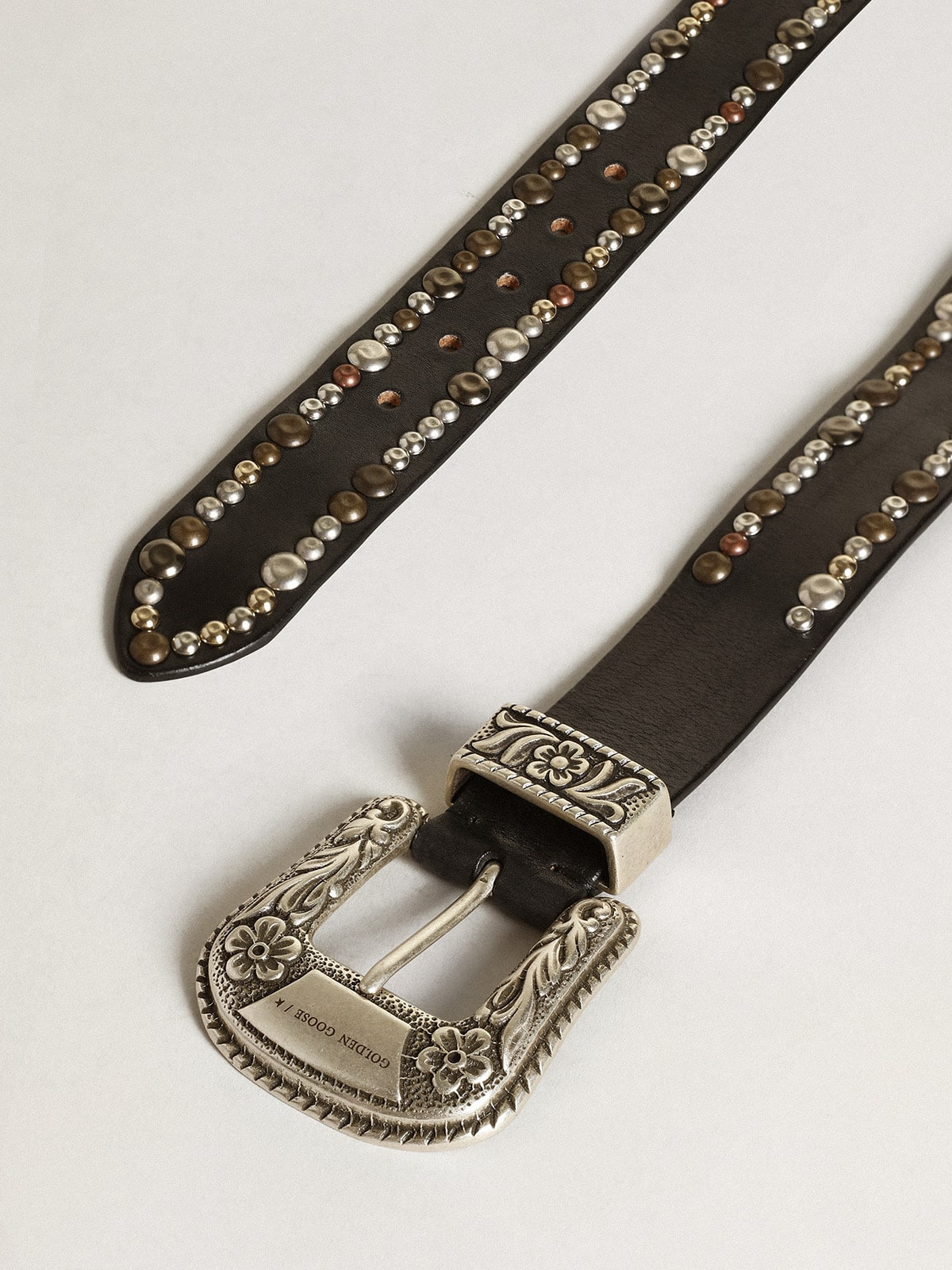 Women's belt in black leather with studs - 2