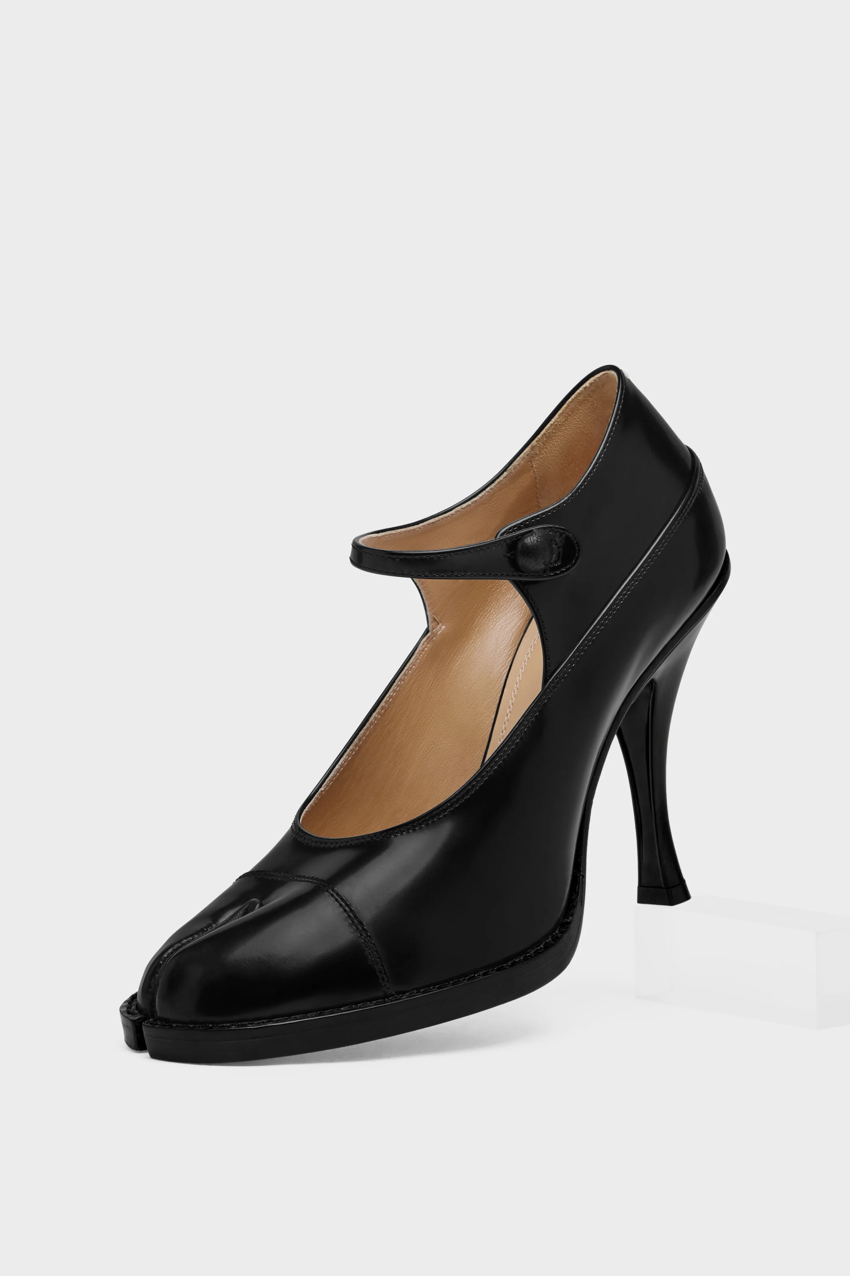 Tabi Bourgeoise Pump - 1