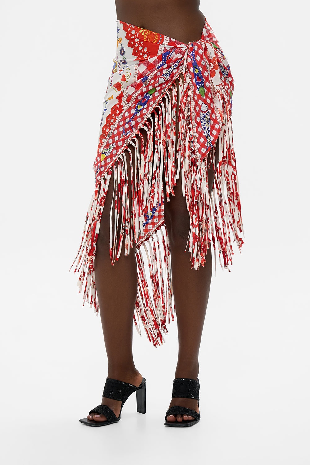 TRIANGLE SCARF WITH TASSELS - 2