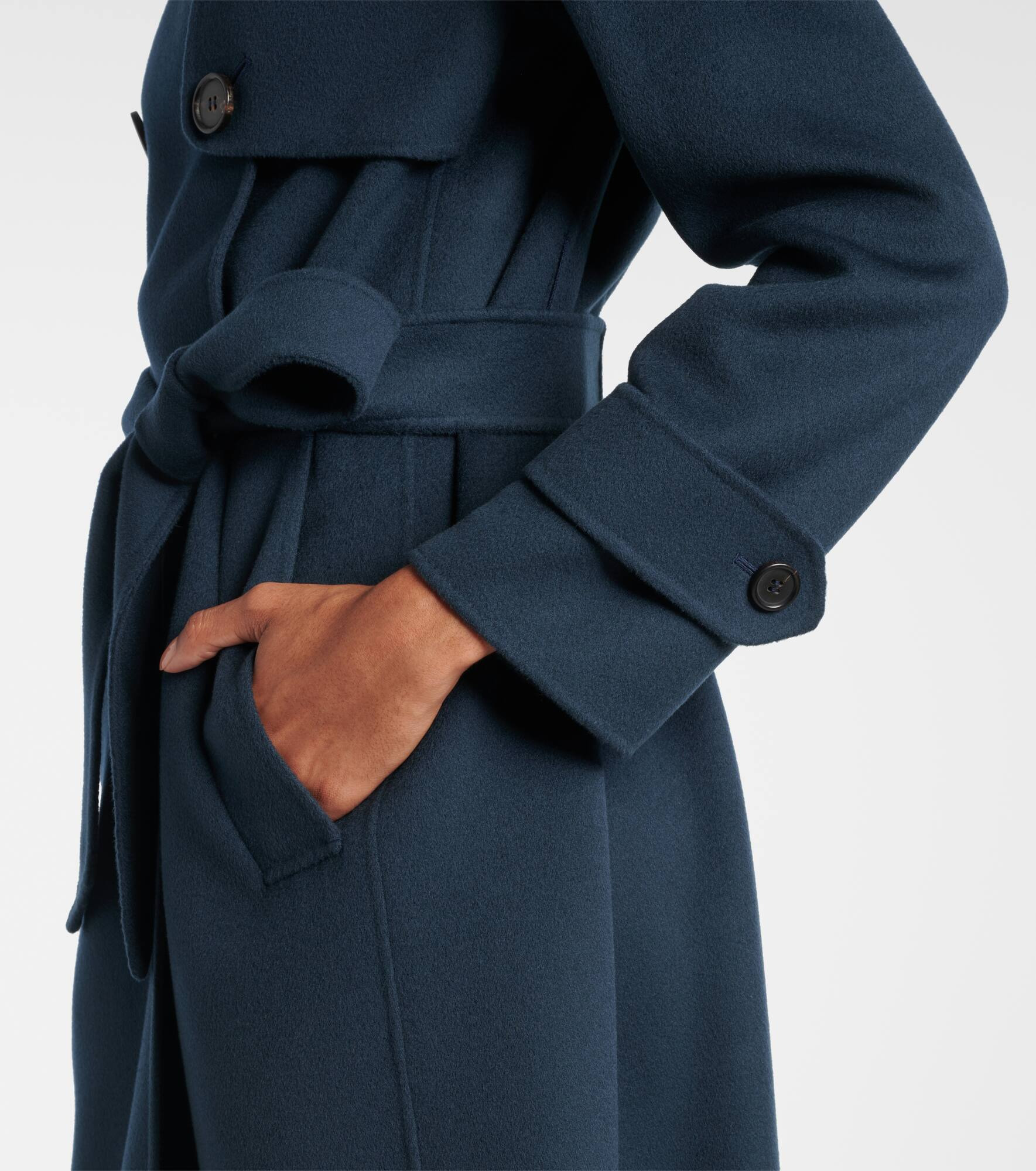 Belted virgin wool coat - 5