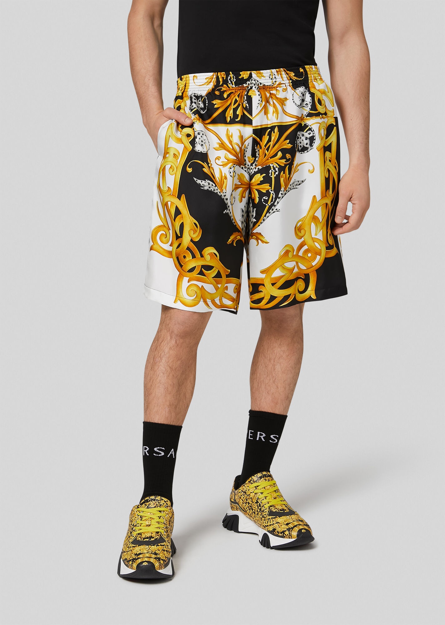 Barocco Acanthus Print Silk Shorts - 2