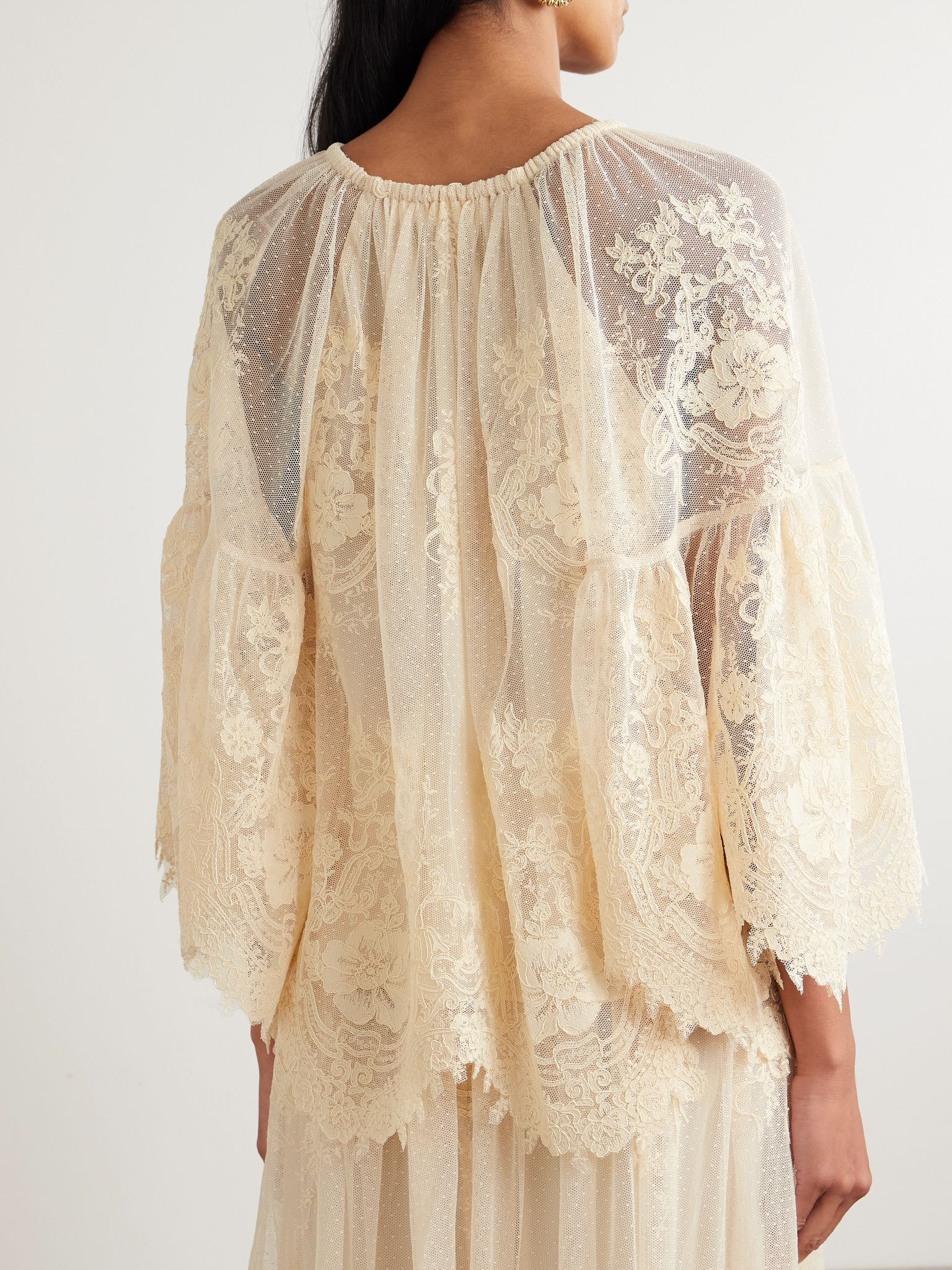 Hypnotic tie-neck flocked lace blouse Cream - 4