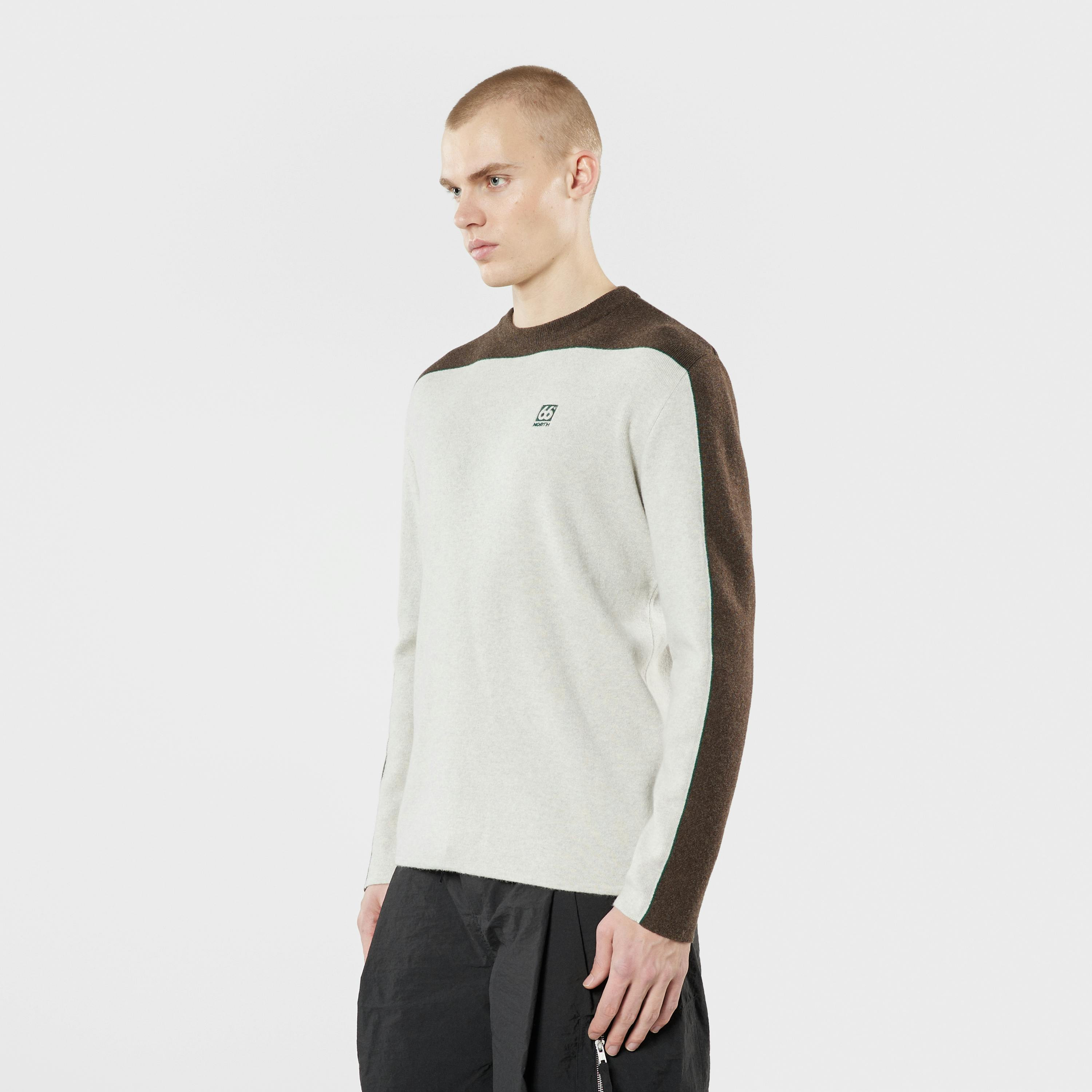 Vatnajökull Knitted Sweater (Unisex) - 2