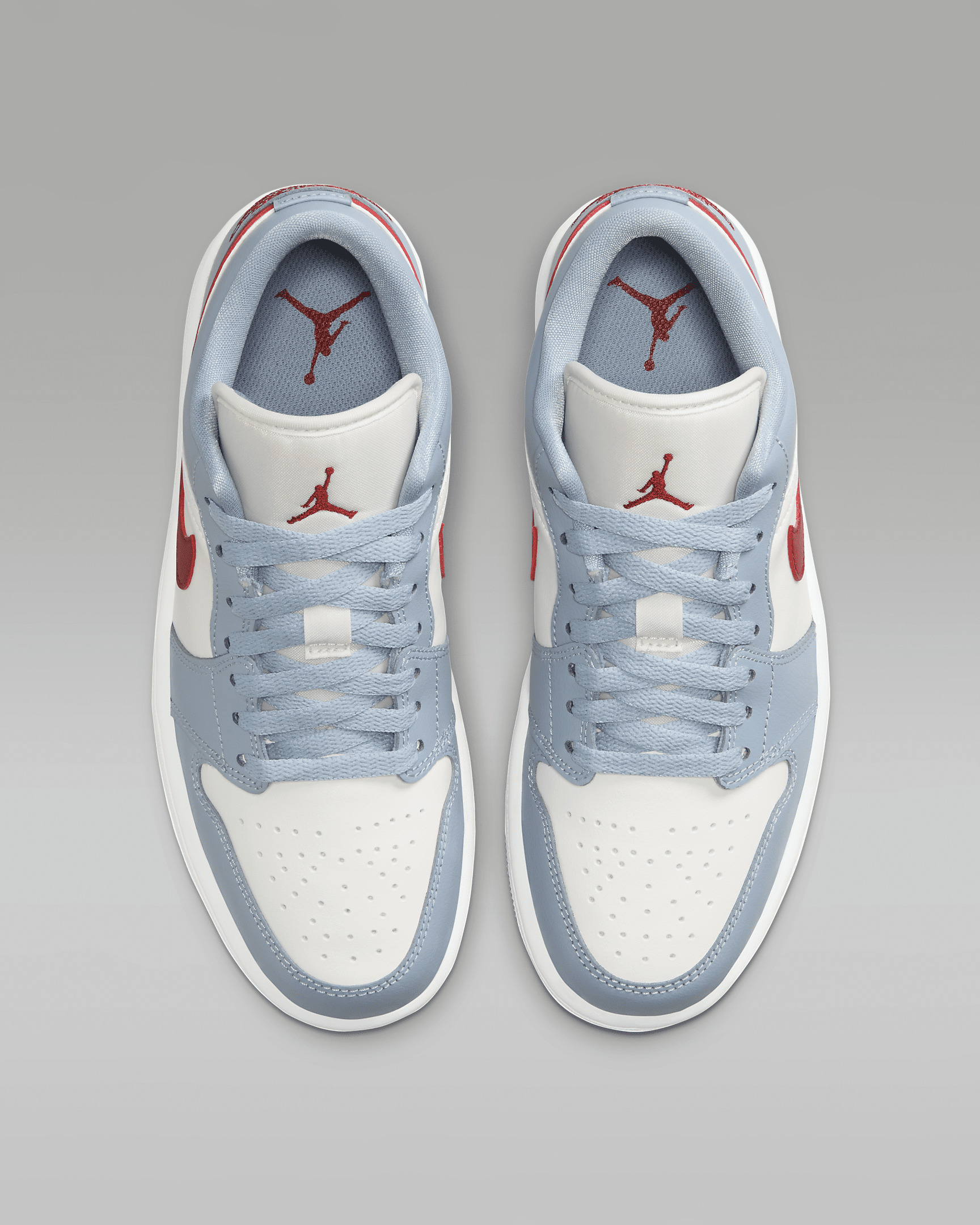 Air Jordan 1 Low Women's Shoes - 4