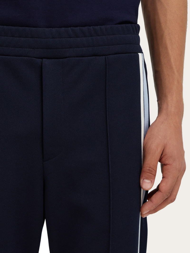 Track pants 5