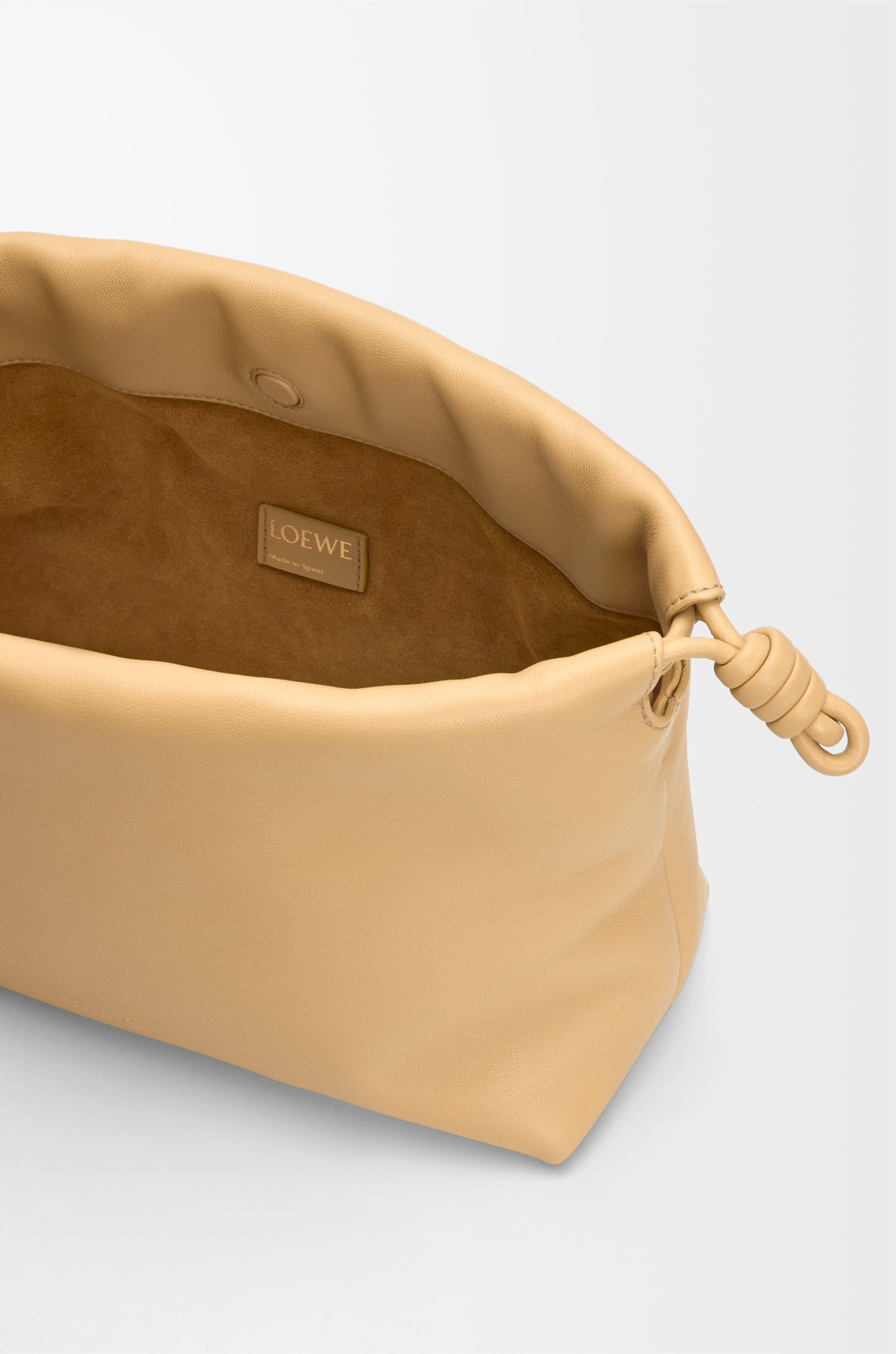 Medium Flamenco purse in mellow nappa lambskin - 10