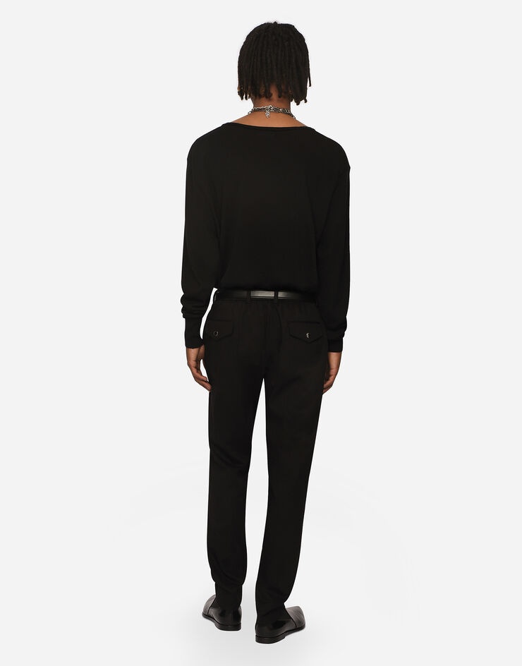 Wool sweater with deep round neck - 5