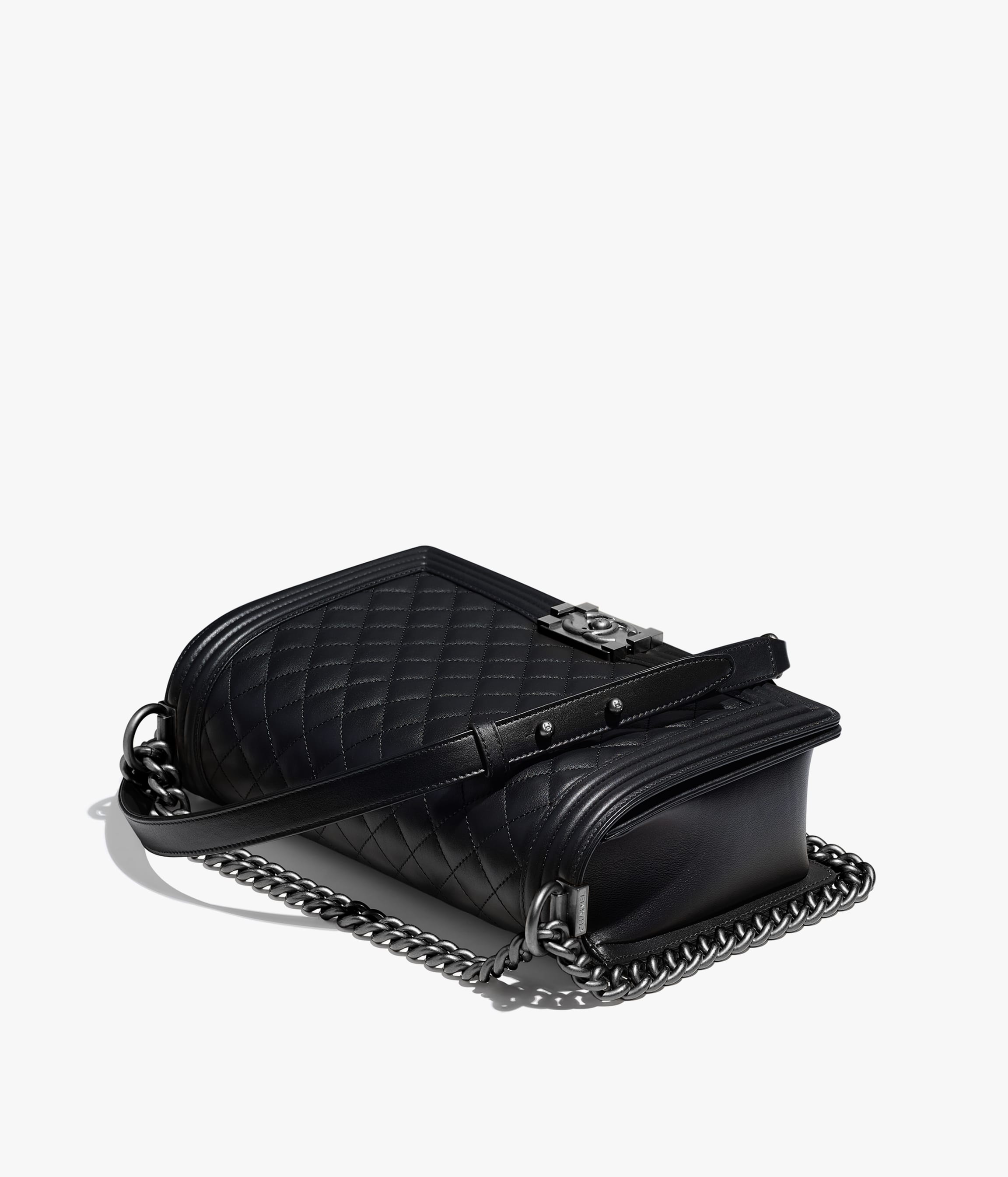 Large BOY CHANEL Handbag - 3