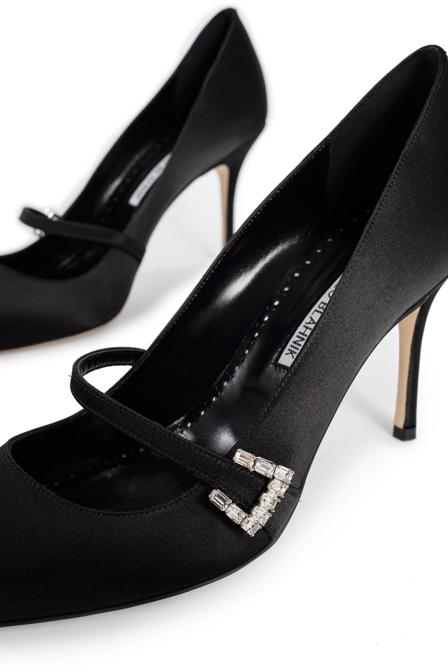 MANOLO BLAHNIK WOMAN BLACK PUMPS - 6