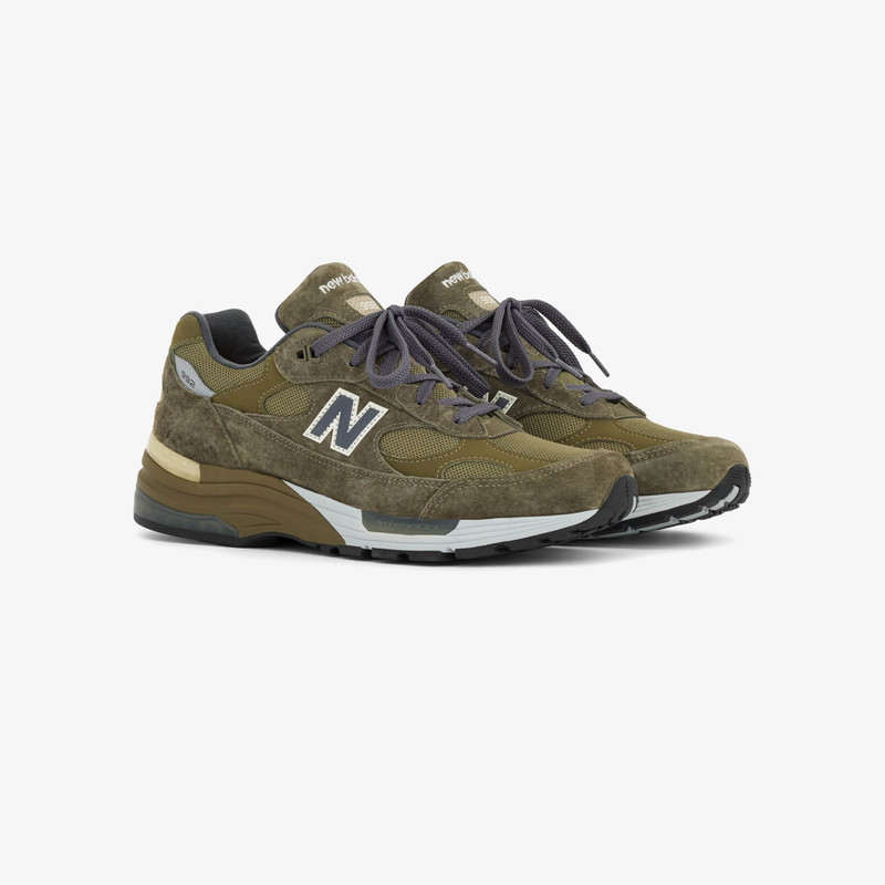 New Balance 992 outlook