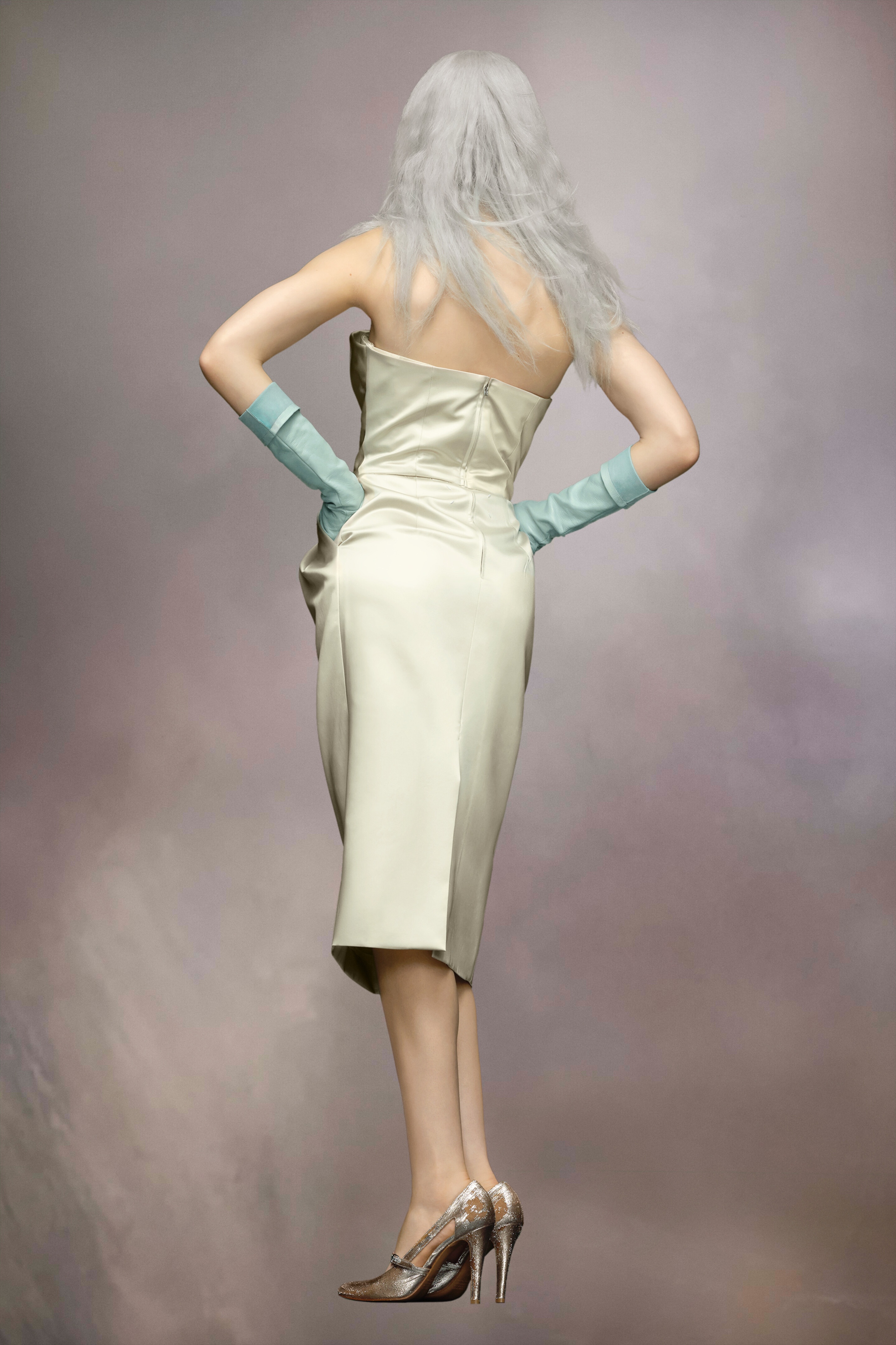 Cintzed satin dress - 4