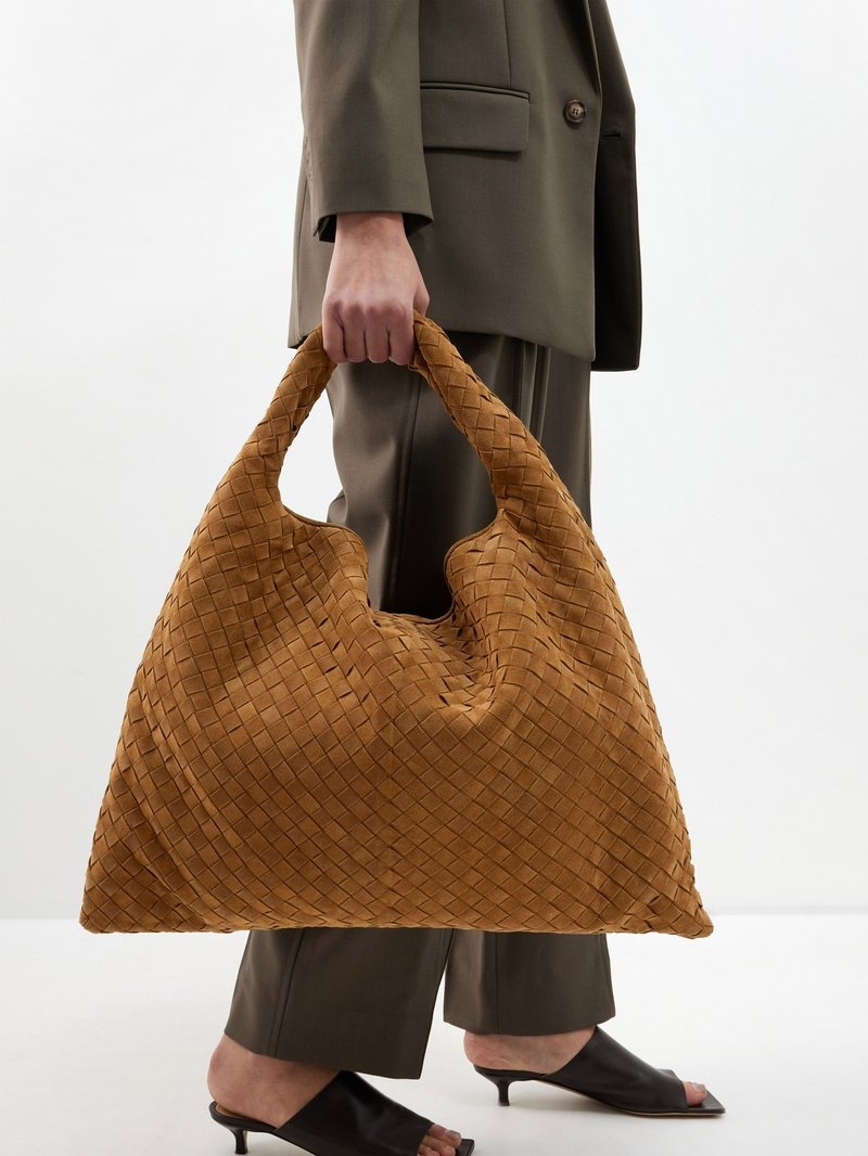 Bottega Veneta Hop large Intrecciato-suede shoulder bag