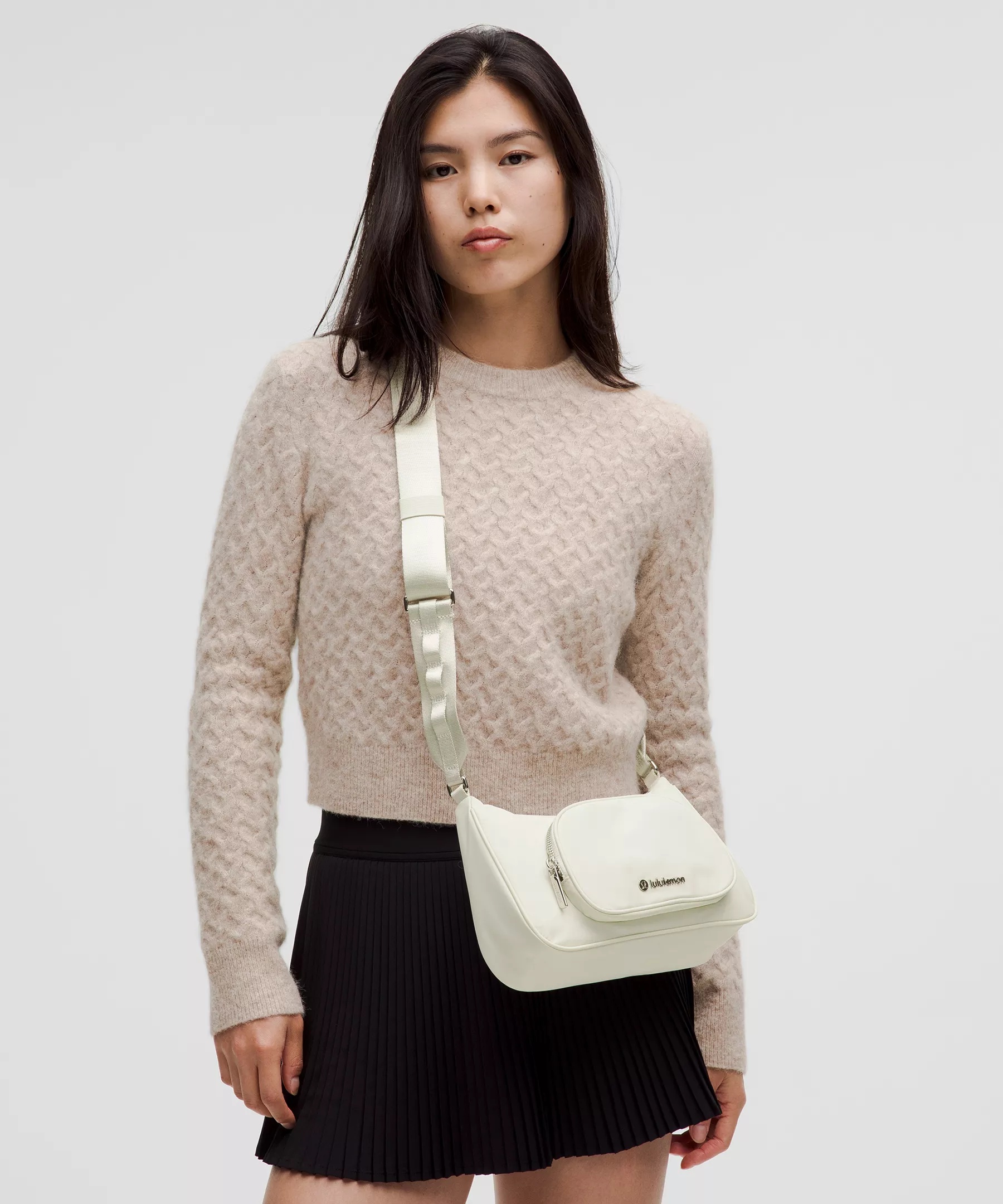Crossbody Bag with Nano Pouch 2L - 5