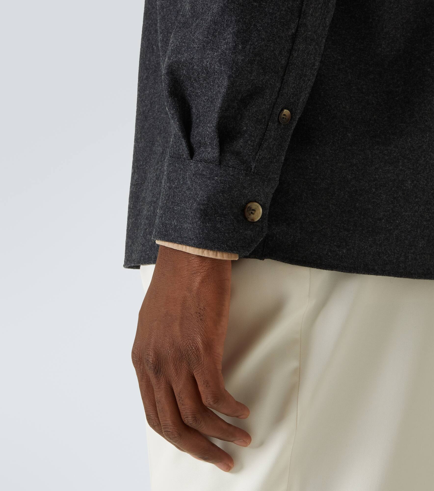 Virgin wool shirt - 6