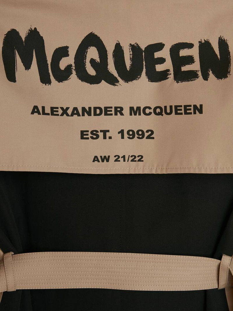 Black/beige의 Hybrid Mcqueen Graffiti 트렌치 코트 6