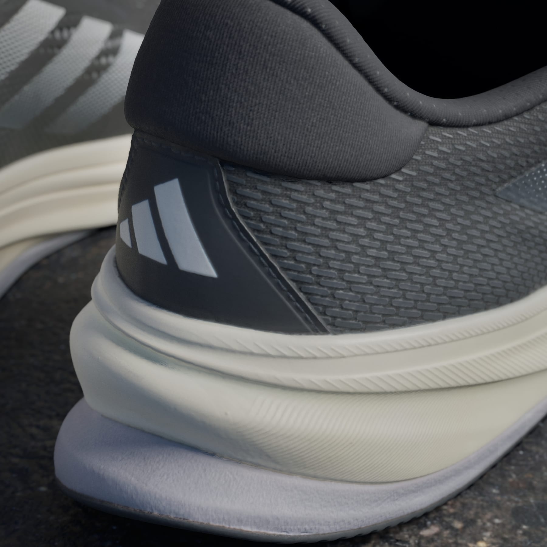 Supernova Rise Wide Shoes - 9
