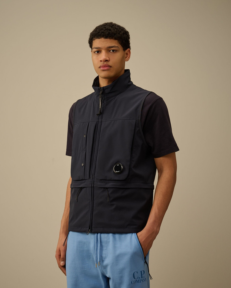 C.P. Shell-R Hooded Vest 3