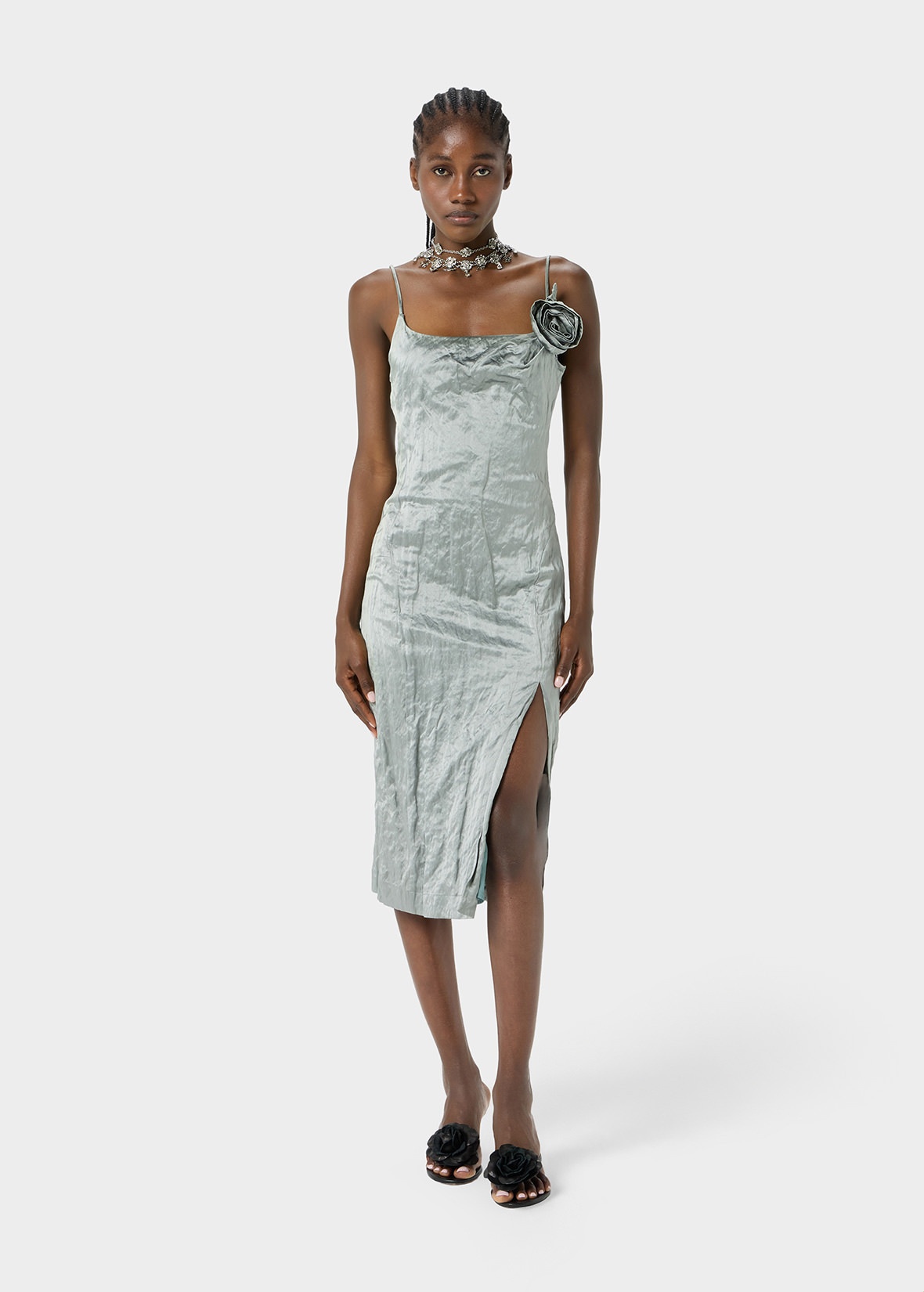 CRINKLED SATIN DRESS WITH 3D ROSES - 2