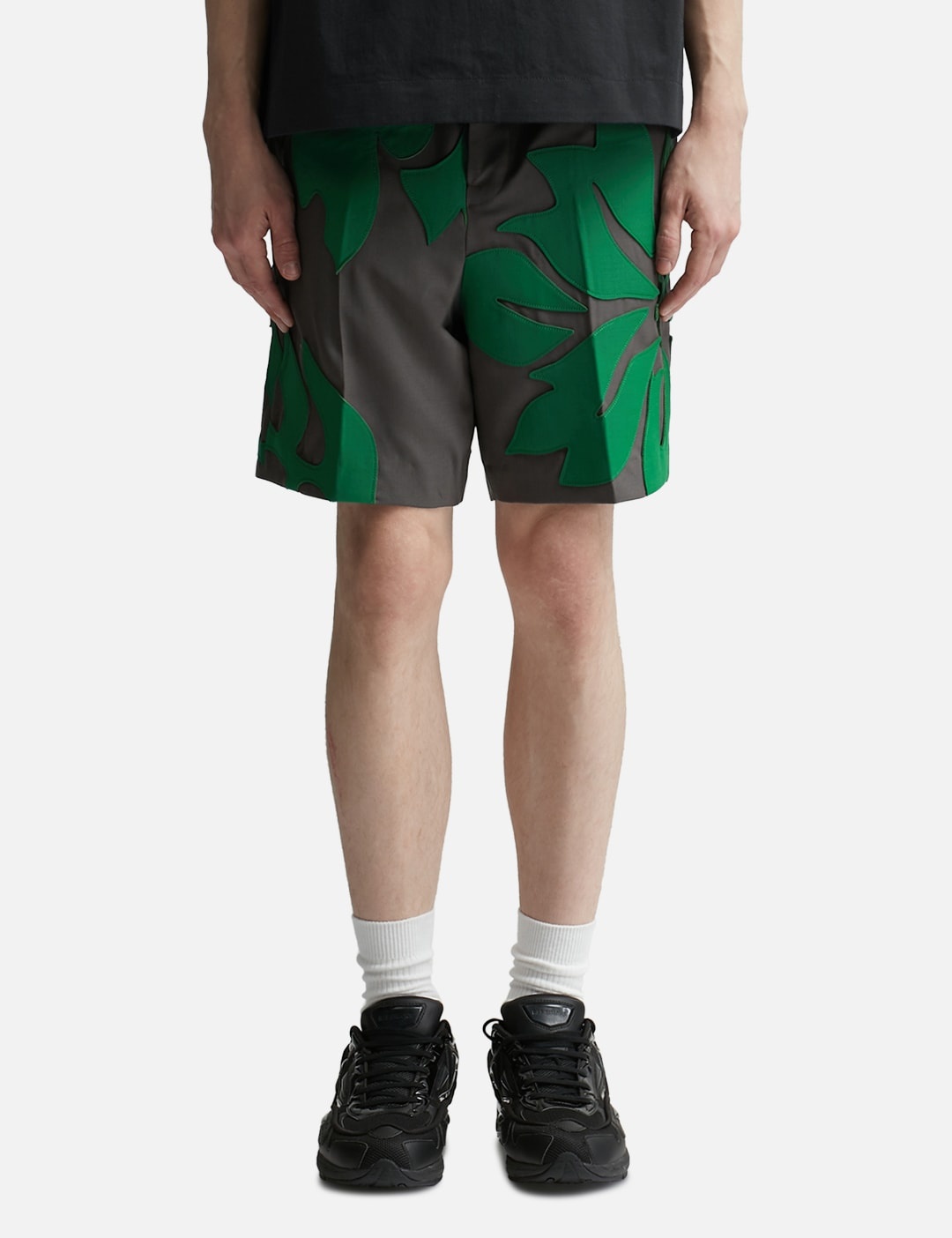 国内発送【sacai】Suiting Shorts SACAI | Elasticated Suiting Shorts | Women | Lane Crawford