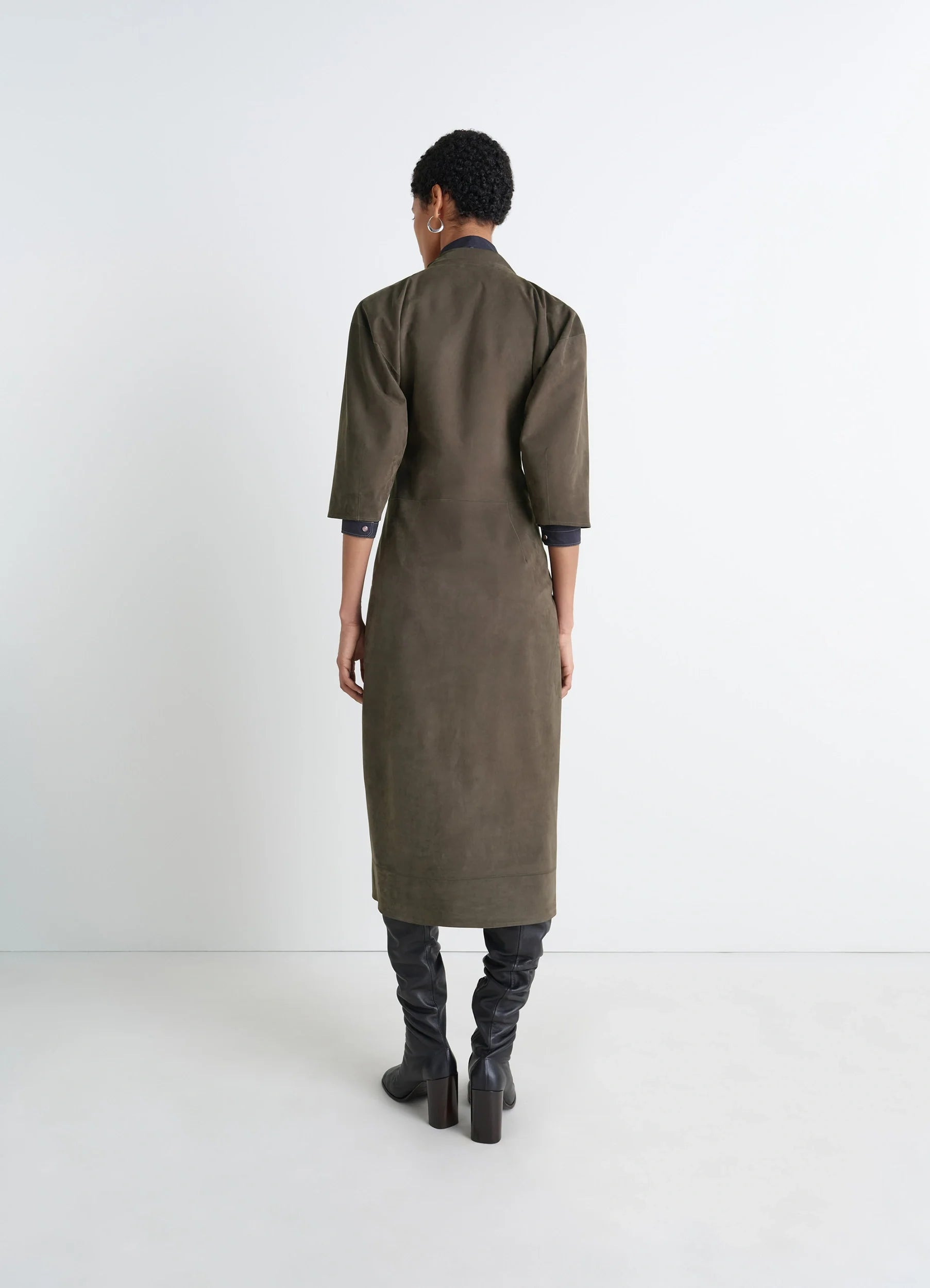 LEATHER V-NECK DRESS - 5